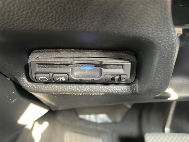 フィット １３Ｇ・Ｓパッケージ　☆ワンオーナー☆純正メモリナビ【フルセグ・ＤＶＤ再生可・ＣＤ・Ｂｌｕｅｔｏｏｔｈ】☆バックカメラ☆ＥＴＣ☆前方ドライブレコーダー☆パドルシフト☆横滑り防止機能☆電動格納ミラー（24枚目）