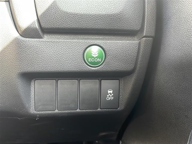 フィット １３Ｇ・Ｓパッケージ　☆ワンオーナー☆純正メモリナビ【フルセグ・ＤＶＤ再生可・ＣＤ・Ｂｌｕｅｔｏｏｔｈ】☆バックカメラ☆ＥＴＣ☆前方ドライブレコーダー☆パドルシフト☆横滑り防止機能☆電動格納ミラー（41枚目）