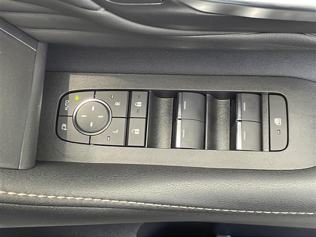 アルファードハイブリッド Ｚ　☆ワンオーナー☆１４インチディスプレイオーディオプラス☆ＥＴＣ２．０☆左右独立ムーンルーフ☆デジタルインナーミラー☆パワーシート（前席）☆セーフティセンス（予防安全パッケージ）（34枚目）