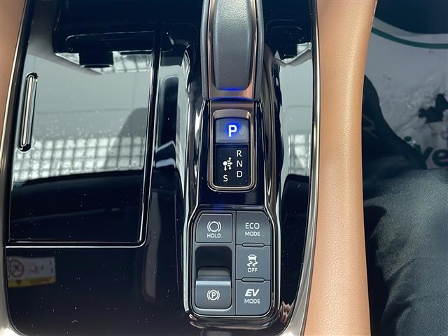 ヴェルファイアハイブリッド Ｚ　プレミア　ワンオーナー／左右独立ムーンルーフ／トヨタチームメイト／Ｔｏｙｏｔａ　Ｓａｆｅｔｙ　Ｓｅｎｓｅ／パーキングサポートブレーキ／デジタルインナーミラー／１４インチディスプレイオーディオ（22枚目）