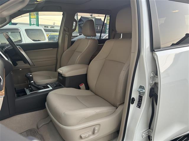 ランドクルーザープラド TX Lパッケージ ワンオーナー サンルーフ クルーズコントロール 純正SDナビ バックカメラ 純正フロアマット レザーシート シートヒーター パワーシート ビルトインETC 3列シート LED スマートキー スペアキー(24枚目)