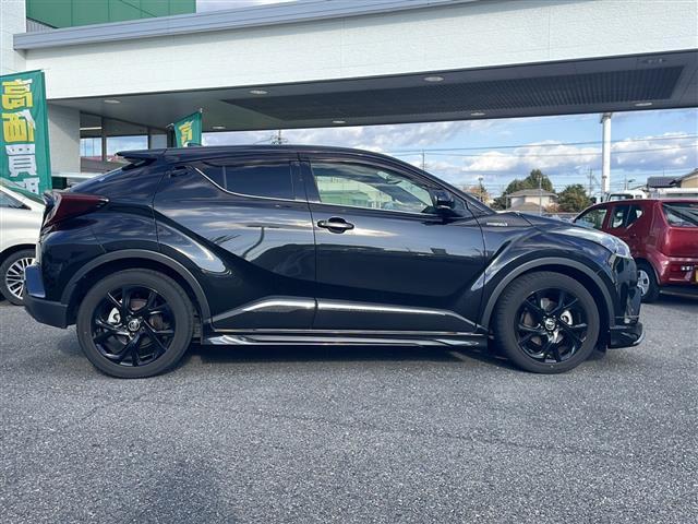 Ｃ－ＨＲ Ｇ　モード　ネロ　☆純正ＳＤナビ☆バックカメラ☆ビルトインＥＴＣ☆Ｔｏｙｏｔａ　Ｓａｆｅｔｙ　Ｓｅｎｓｅ【プリクラッシュセーフティシステム・レーンディパーチャーアラート・レーダークルーズコントロール・ブラインドス（14枚目）