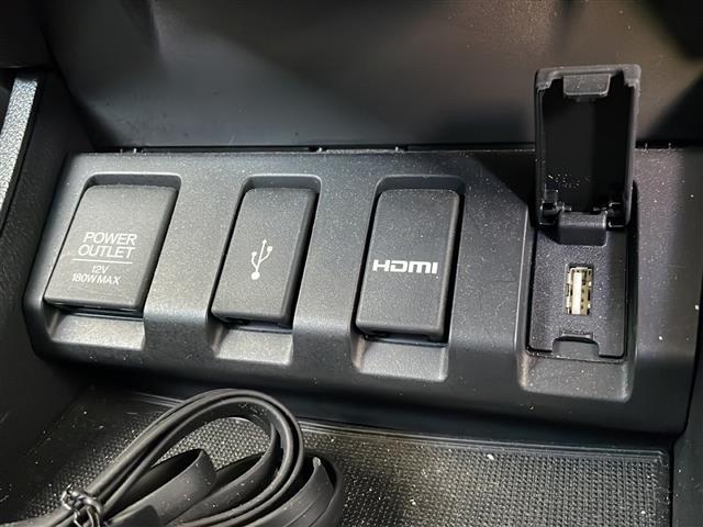 ヴェゼル ハイブリッドＲＳ・ホンダセンシング　純正ナビ　バックカメラ　クルーズコントロール　前方ドライブレコーダー　ステアリングスイッチ　ビルトインＥＴＣ　社外マフラー（ＮＯ－ＢＬＥＳＳＥ）　純正フロアマット　ＬＥＤヘッドライト　スマートキー（26枚目）