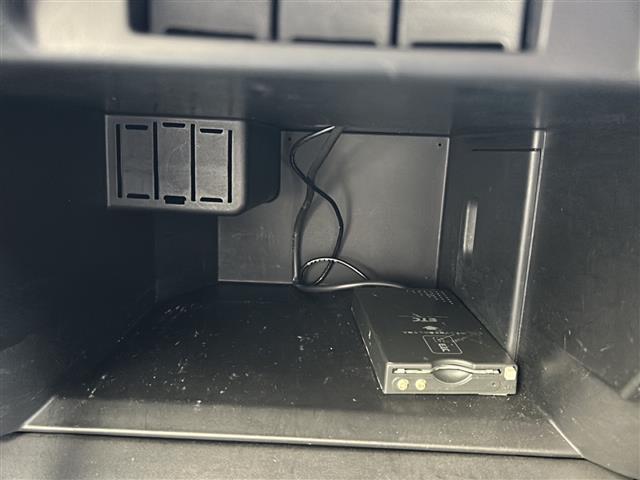 ジューク １５ＲＸ　☆ワンオーナー☆純正ＨＤＤナビ【ワンセグ・ＳＤ・ラジオ】☆バックカメラ☆ＥＴＣ☆リモコンキー☆純正フロアマット☆ドアバイザー☆新車保証書☆取扱説明書（21枚目）