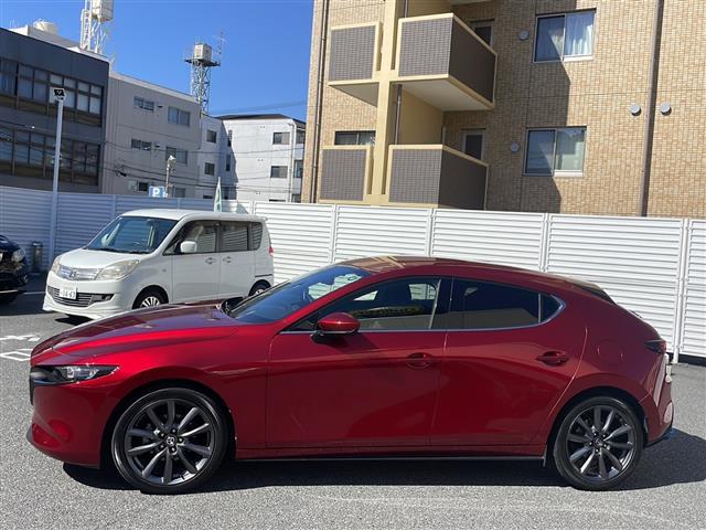 ＭＡＺＤＡ３ファストバック １５Ｓツーリング（9枚目）