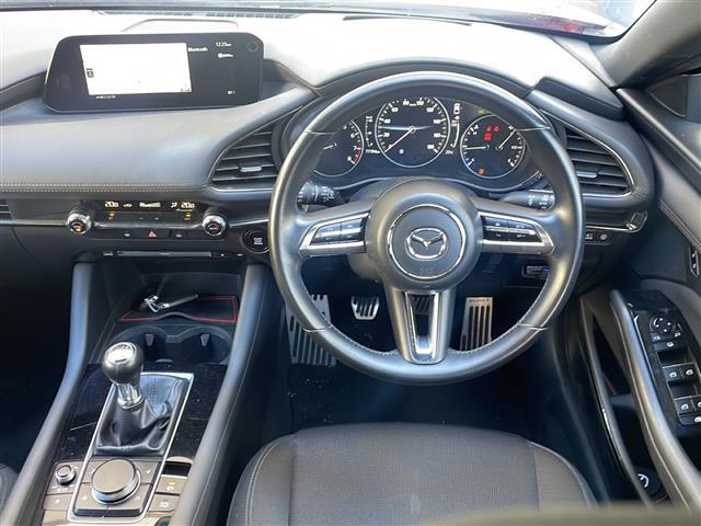 ＭＡＺＤＡ３ファストバック １５Ｓツーリング（31枚目）