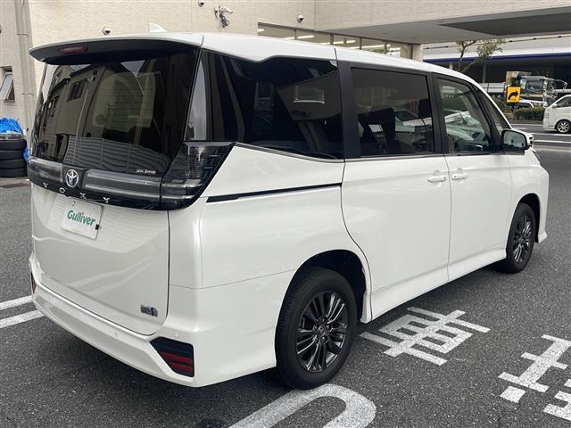 ヴォクシー ハイブリッドS-Z(7枚目)