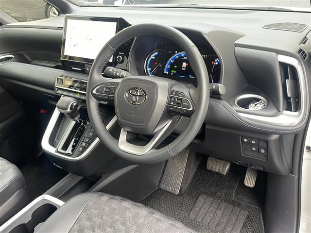 ヴォクシー ハイブリッドS-Z(17枚目)