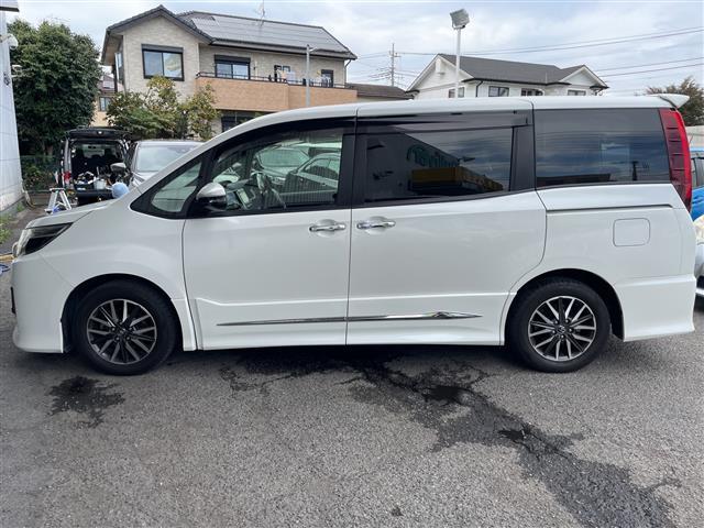 ノア Ｓｉ　ダブルバイビー（5枚目）
