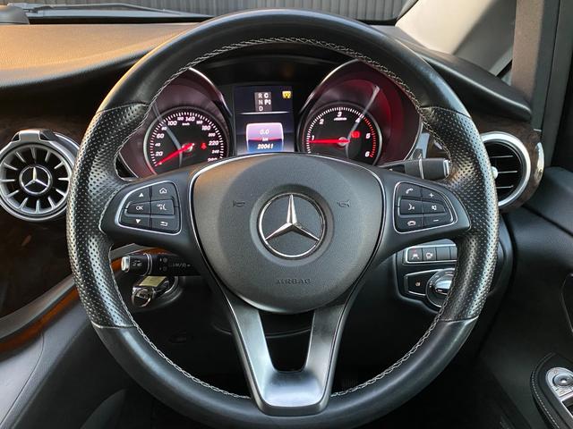 Vクラス V220d アバンギャルド ロング RSP ACC 黒革 シートH 両側パワスラ ブルメスター 純正ナビ 地デジ BT 全方位カメラ アンビエントライト 社外後席モニター Pバックドア LED Aライト ドラレコ 純19AW ETC(9枚目)