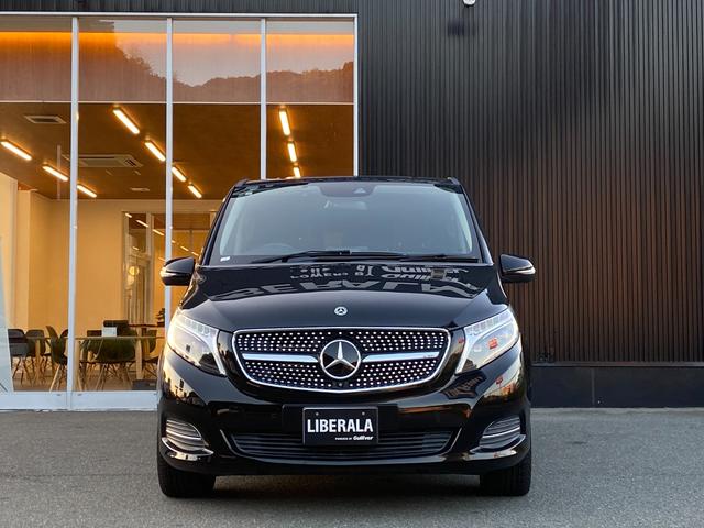 Vクラス V220d アバンギャルド ロング RSP ACC 黒革 シートH 両側パワスラ ブルメスター 純正ナビ 地デジ BT 全方位カメラ アンビエントライト 社外後席モニター Pバックドア LED Aライト ドラレコ 純19AW ETC(20枚目)