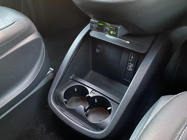 Vクラス V220d アバンギャルド ロング RSP ACC 黒革 シートH 両側パワスラ ブルメスター 純正ナビ 地デジ BT 全方位カメラ アンビエントライト 社外後席モニター Pバックドア LED Aライト ドラレコ 純19AW ETC(44枚目)
