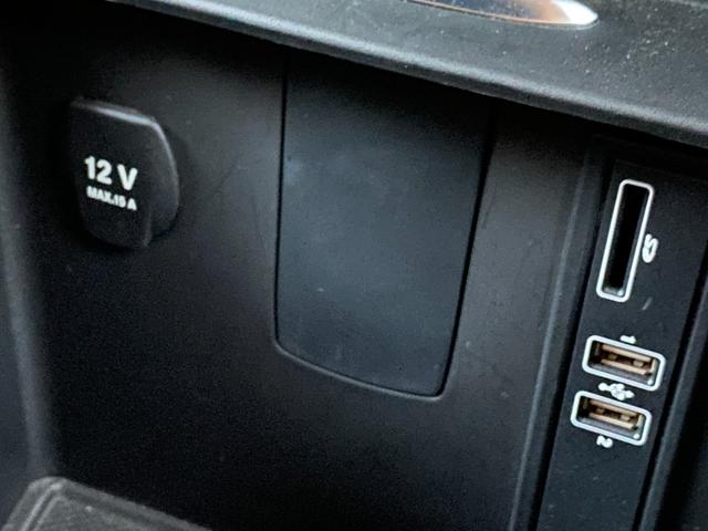 Vクラス V220d アバンギャルド ロング RSP ACC 黒革 シートH 両側パワスラ ブルメスター 純正ナビ 地デジ BT 全方位カメラ アンビエントライト 社外後席モニター Pバックドア LED Aライト ドラレコ 純19AW ETC(46枚目)