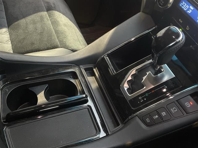 ヴェルファイアハイブリッド ＺＲ（12枚目）