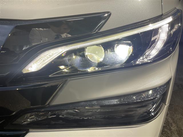 ヴェルファイアハイブリッド ＺＲ（28枚目）