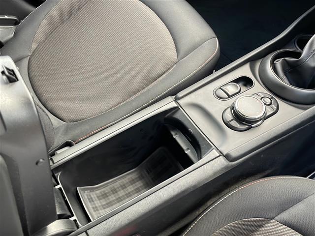 MINI ワン クラブマン インテリジェントセーフティー ナビ(17枚目)