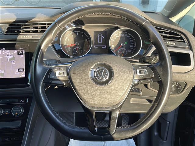 ゴルフトゥーラン TSI コンフォートライン 純正ナビ フルセグTV ACC LEDライト(3枚目)