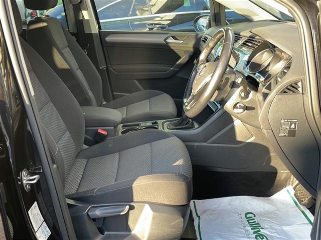 ゴルフトゥーラン TSI コンフォートライン 純正ナビ フルセグTV ACC LEDライト(6枚目)