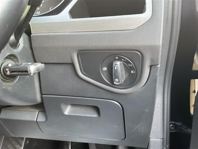 ゴルフトゥーラン TSI コンフォートライン 純正ナビ フルセグTV ACC LEDライト(29枚目)