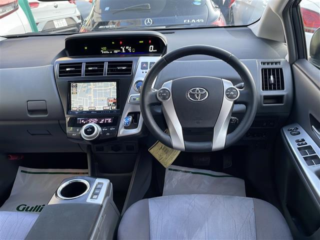 プリウスアルファ Ｇ　バックカメラ　フリップダウンモニター　ＥＴＣ（5枚目）