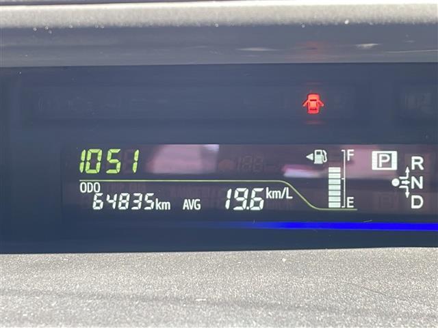 プリウスアルファ Ｇ　バックカメラ　フリップダウンモニター　ＥＴＣ（17枚目）