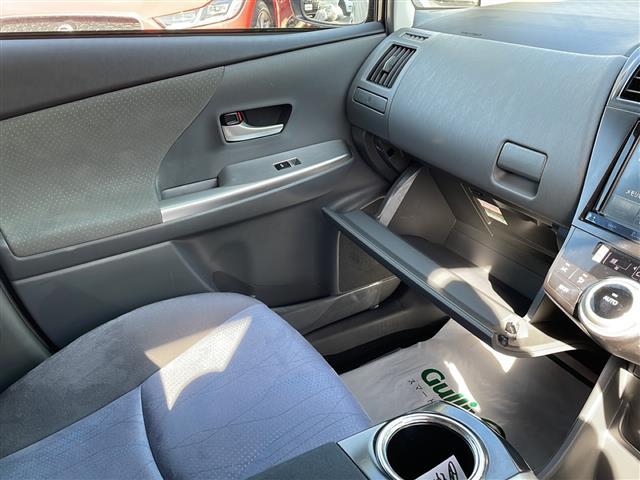 プリウスアルファ Ｇ　バックカメラ　フリップダウンモニター　ＥＴＣ（19枚目）