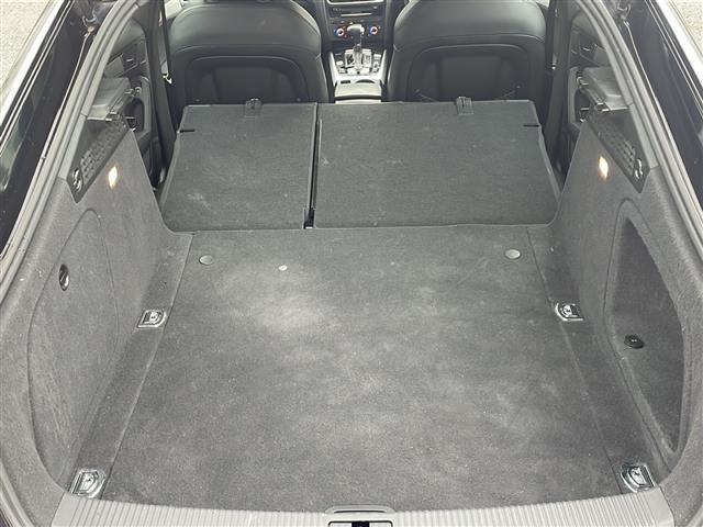 Ａ５スポーツバック ２．０ＴＦＳＩクワトロ　Ｓラインパッケージ　純正ナビ　フルセグ　レザー　ＨＩＤライト（11枚目）