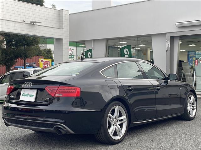 Ａ５スポーツバック ２．０ＴＦＳＩクワトロ　Ｓラインパッケージ　純正ナビ　フルセグ　レザー　ＨＩＤライト（28枚目）