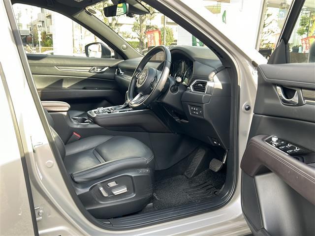CX-8 XD Lパッケージ ワンオーナー、純正ナビ(ラジオ・BT・フルセグTV )、Apple Car Play/Android Auto、360カメラ 、パワーシート/シートヒーター/エアーシート、ステアリングヒーター(6枚目)