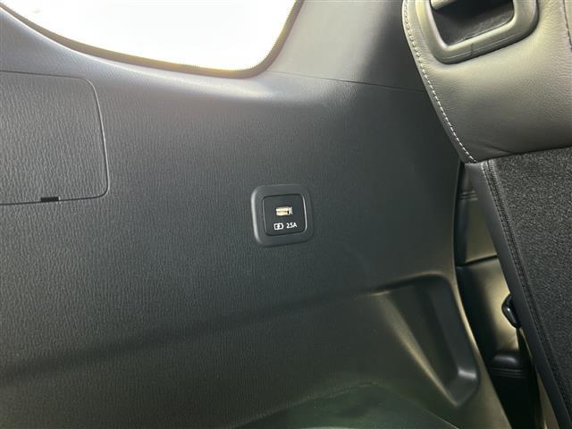 CX-8 XD Lパッケージ ワンオーナー、純正ナビ(ラジオ・BT・フルセグTV )、Apple Car Play/Android Auto、360カメラ 、パワーシート/シートヒーター/エアーシート、ステアリングヒーター(11枚目)