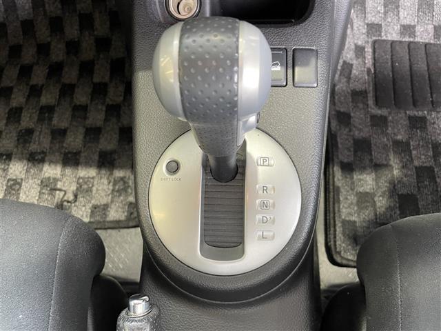 エクストレイル ２０Ｘｔｔ　◆社外ナビ◆オートスピードコントロール◆オートライト◆フロントフォグランプ◆プライバシーガラス◆純正アルミホイール◆ＥＴＣ車載器◆ルーフレール◆インテリジェントキー（12枚目）