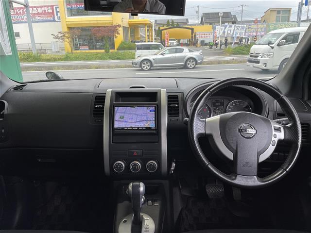 エクストレイル ２０Ｘｔｔ　◆社外ナビ◆オートスピードコントロール◆オートライト◆フロントフォグランプ◆プライバシーガラス◆純正アルミホイール◆ＥＴＣ車載器◆ルーフレール◆インテリジェントキー（34枚目）