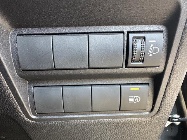 ヤリス Ｘ（12枚目）