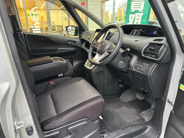 セレナ ハイウェイスター Vセレクション(13枚目)