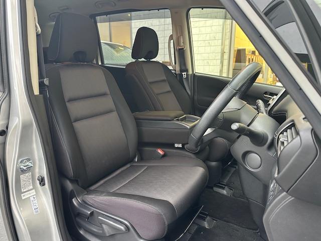 セレナ ハイウェイスター Vセレクション(14枚目)