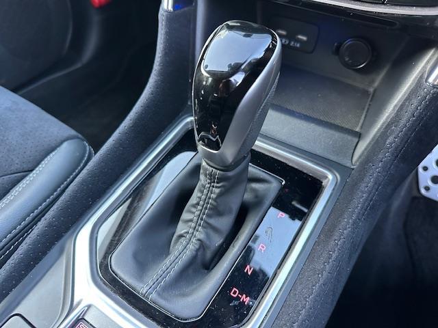 フォレスター スポーツ 純正メモリナビ ドライブレコーダー ETC フルセグTV パワーシート シートヒーター アイドリングストップ クルーズコントロール コーナーセンサー レーンキープアシスト 純正フロアマット(8枚目)