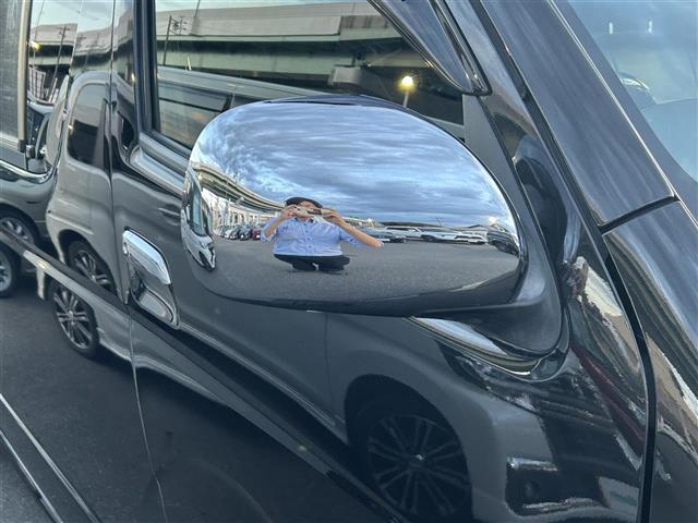 ハイエースワゴン ＧＬ　純正ＳＤナビ　アルパイン製リアモニター　左パワースライドドア　ＥＴＣ　シートカバー　社外ベットキット　ＡＣ１００Ｖ　Ｆドラレコ　社外ホイール　社外エアロＦ・Ｓ・Ｒ（9枚目）