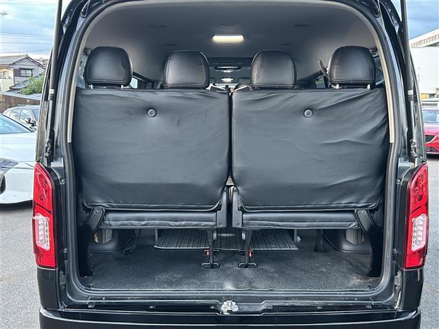 ハイエースワゴン ＧＬ　純正ＳＤナビ　アルパイン製リアモニター　左パワースライドドア　ＥＴＣ　シートカバー　社外ベットキット　ＡＣ１００Ｖ　Ｆドラレコ　社外ホイール　社外エアロＦ・Ｓ・Ｒ（18枚目）