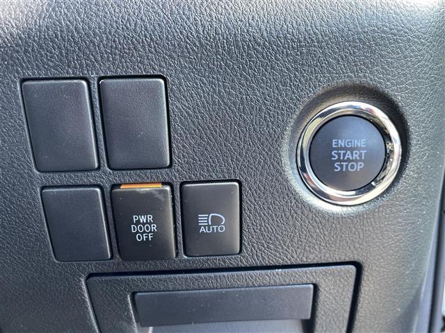 アルファード ２．５Ｓ　タイプゴールド　サンルーフ　純正ＤＡナビ　フルセグＴＶ　ＢＴ　純正後席モニター　バックカメラ　ビルトインＥＴＣ　純正１８インチＡＷ　両側パワースライドドア　セーフティセンス　ハーフレザーシート　パワーバックドア（10枚目）