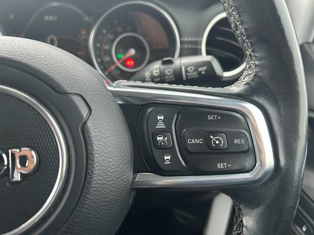 ジープ・ラングラーアンリミテッド サハラ 本革 ACC シートヒーター スマートキー プッシュスタート 純正ナビ DTV BT CarPlay バックカメラ ETC2.0 純正18インチAW 衝突軽減システム クリアランスソナー BSM(11枚目)
