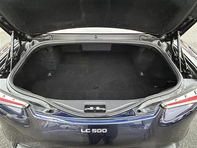 ＬＣ ＬＣ５００　Ｌパッケージ　ＴＲＤエアロ　ガラスルーフ　純正ナビ　フルセグＴＶ　ＢＴ　Ｂカメラ　純正２１インチＡＷ　セーフティシステム　ＢＳＭ　ＨＵＤ　２．０ＥＴＣ　セミアニリン本革シート　Ｓヒーター　エアシート　パワーシート（22枚目）