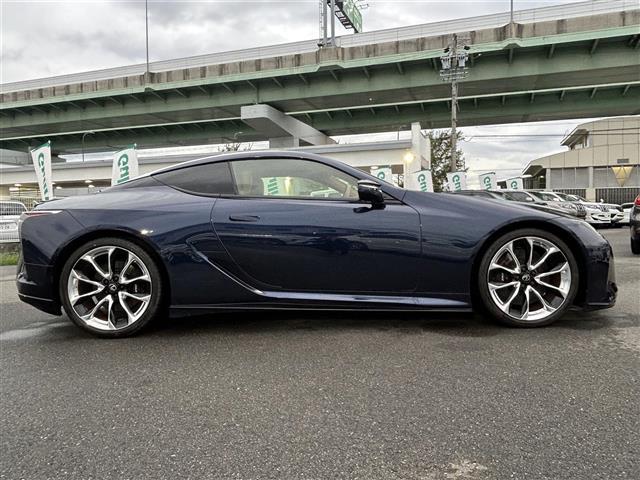 ＬＣ ＬＣ５００　Ｌパッケージ　ＴＲＤエアロ　ガラスルーフ　純正ナビ　フルセグＴＶ　ＢＴ　Ｂカメラ　純正２１インチＡＷ　セーフティシステム　ＢＳＭ　ＨＵＤ　２．０ＥＴＣ　セミアニリン本革シート　Ｓヒーター　エアシート　パワーシート（34枚目）