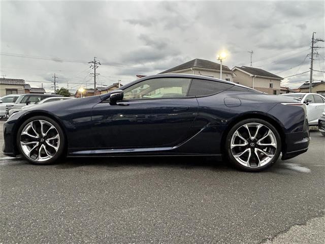 ＬＣ ＬＣ５００　Ｌパッケージ　ＴＲＤエアロ　ガラスルーフ　純正ナビ　フルセグＴＶ　ＢＴ　Ｂカメラ　純正２１インチＡＷ　セーフティシステム　ＢＳＭ　ＨＵＤ　２．０ＥＴＣ　セミアニリン本革シート　Ｓヒーター　エアシート　パワーシート（35枚目）
