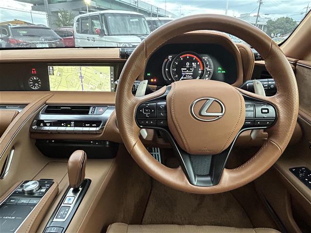 ＬＣ ＬＣ５００　Ｌパッケージ　ＴＲＤエアロ　ガラスルーフ　純正ナビ　フルセグＴＶ　ＢＴ　Ｂカメラ　純正２１インチＡＷ　セーフティシステム　ＢＳＭ　ＨＵＤ　２．０ＥＴＣ　セミアニリン本革シート　Ｓヒーター　エアシート　パワーシート（42枚目）