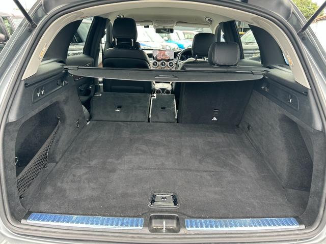 ＧＬＣ ＧＬＣ３００　４マチック　ワンオーナー　純正１０．２５インチナビ　フルセグ　ＥＴＣ２．０　ドラレコ　クルコン　ＬＥＤヘッドランプ　革巻きステアリング　パワーシート／シートヒーター　純正１９インチＡＷ　クロームルーフレール（19枚目）