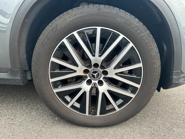 ＧＬＣ ＧＬＣ３００　４マチック　ワンオーナー　純正１０．２５インチナビ　フルセグ　ＥＴＣ２．０　ドラレコ　クルコン　ＬＥＤヘッドランプ　革巻きステアリング　パワーシート／シートヒーター　純正１９インチＡＷ　クロームルーフレール（41枚目）