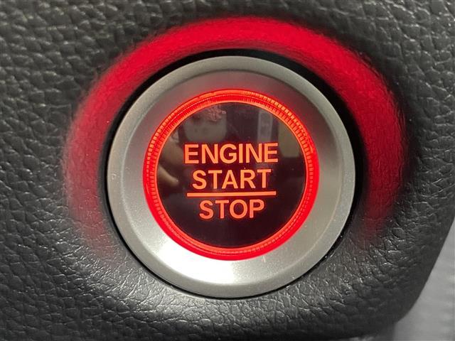 N-BOXカスタム G・Lターボホンダセンシング SDナビ・DTV・CD/DVD・BT・USB・Bカメラ・ETC・両側パワースライドドア・ホンダセンシング・ステアリングスイッチ・純正15インチAW・クリアランスソナー・ハーフレザー(10枚目)