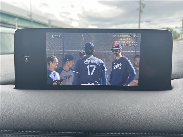 ＣＸ－５ ＸＤ　ブラックトーンエディション　１オーナー　純正ナビ　フルセグＴＶ　ＢＴ　全方位カメラ　ＥＴＣ　純正１９インチＡＷ　レーダークルコン　ＢＳＭ　ＨＵＤ　パワーバックドア　ハーフ革シート　シートヒーター　前後ドラレコ　スペアキー（5枚目）