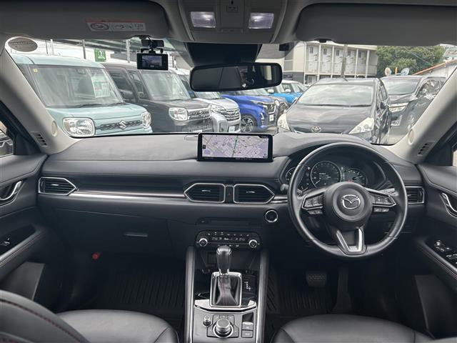 ＣＸ－５ ＸＤ　ブラックトーンエディション　１オーナー　純正ナビ　フルセグＴＶ　ＢＴ　全方位カメラ　ＥＴＣ　純正１９インチＡＷ　レーダークルコン　ＢＳＭ　ＨＵＤ　パワーバックドア　ハーフ革シート　シートヒーター　前後ドラレコ　スペアキー（42枚目）