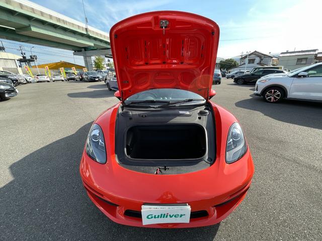 718ボクスター 718ボクスター スポーツクロノパッケージ 純正ナビ BT バックカメラ 純正19インチAW ETC ハーフレザーシート 前席シートヒーター 純正フロアマット(31枚目)